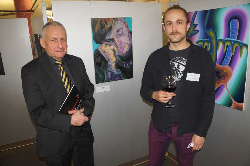 Kunstpreistr Ger Zur Vernissage In Der Sparkasse Gera Greiz Geehrt